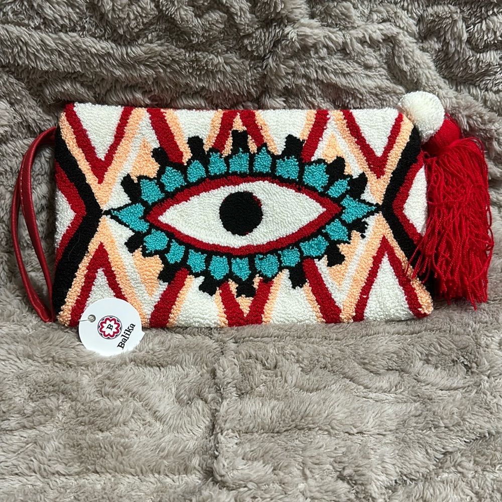 🆕Wayuu evil eye clutch!! Made in Colombia 🇨🇴
